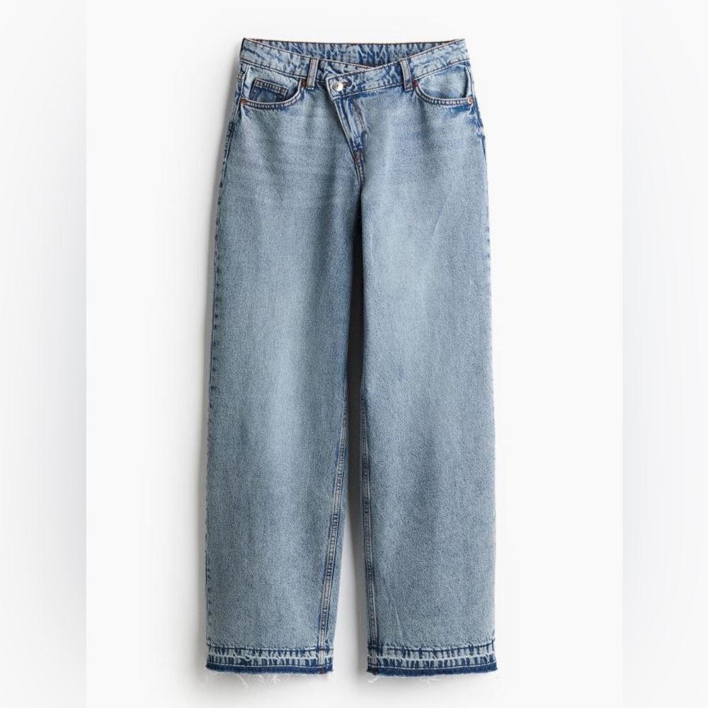 H&M DIVDED Criss Cross Straight Regular Jeans